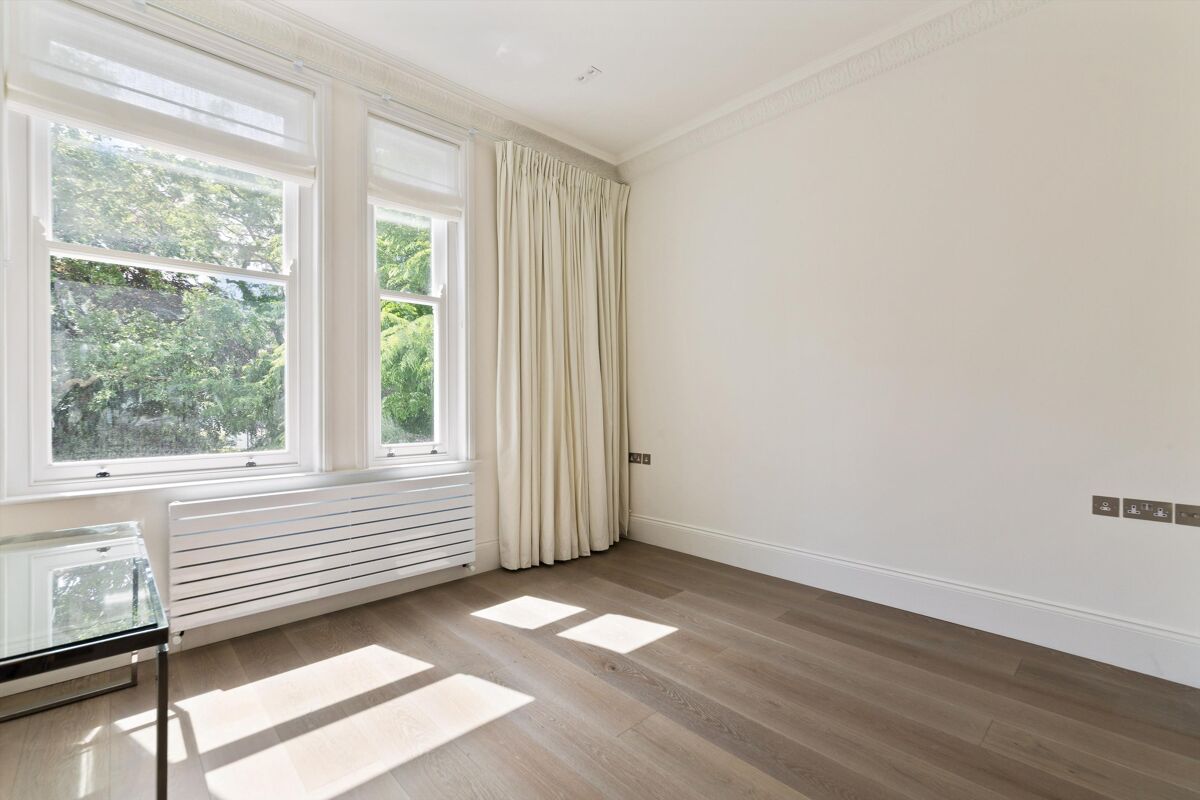 flat to rent in Bolton Gardens, South Kensington, London, SW5