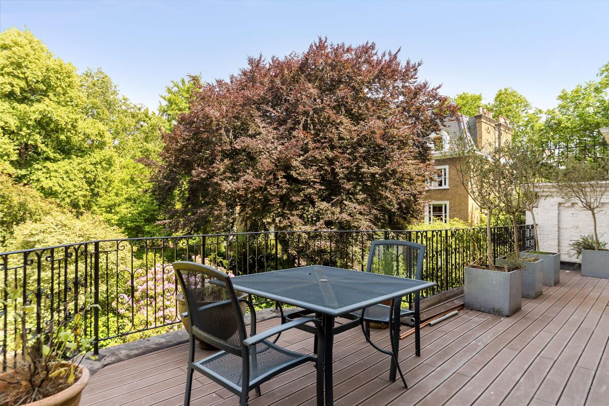 flat to rent in Bolton Gardens, South Kensington, London, SW5
