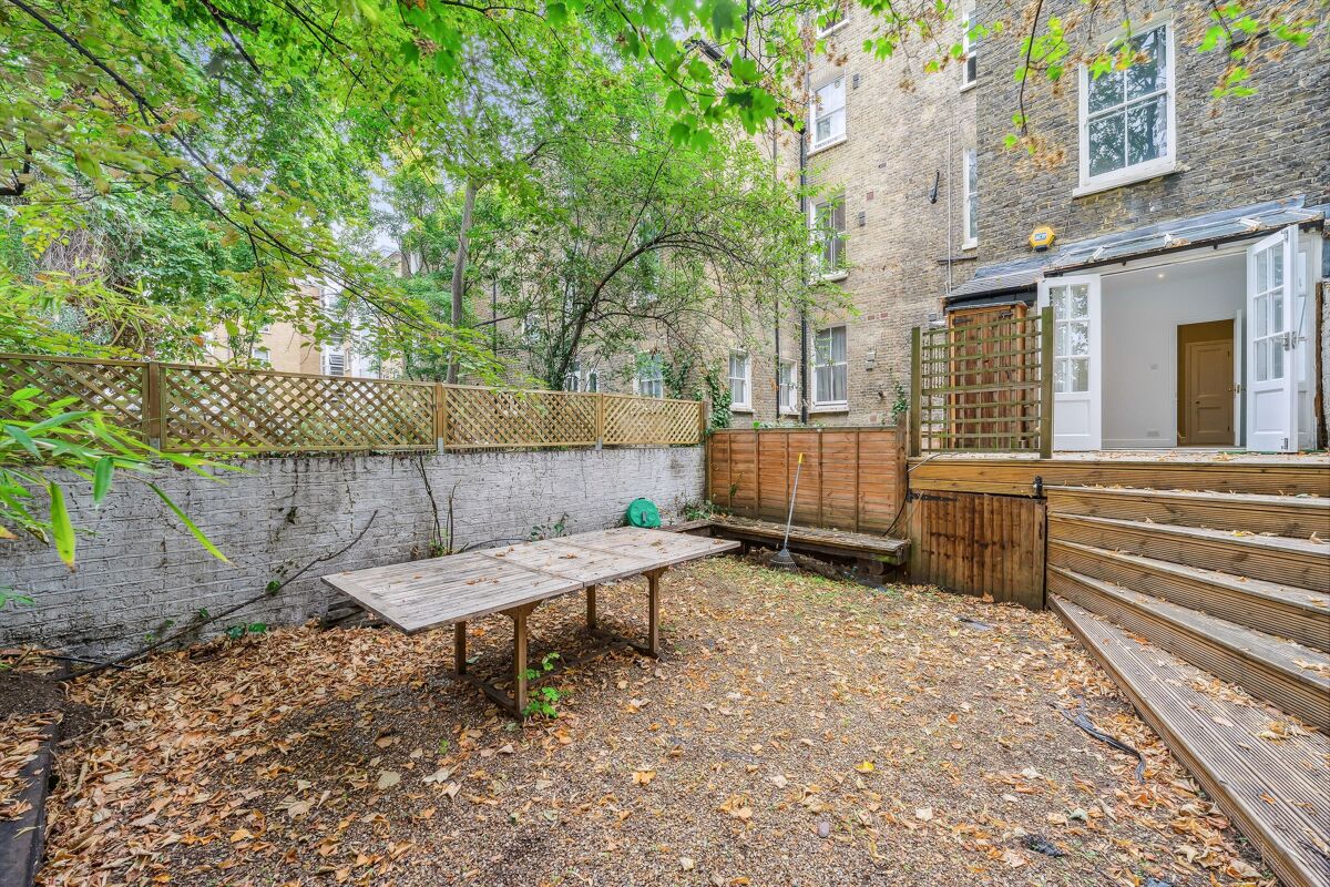 flat to rent in Longridge Road, Earls Court, London, SW5 SKQ012219512