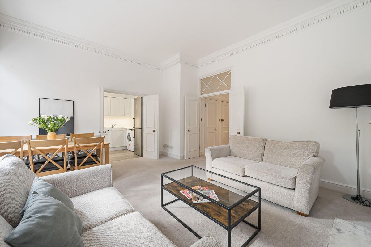 flat to rent in Collingham Gardens, South Kensington, London, SW5