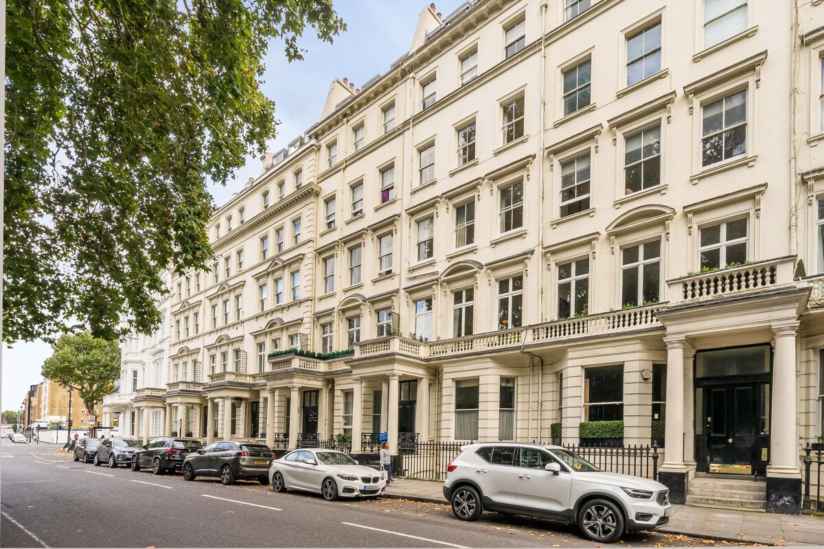 flat to rent in Stanhope Gardens, South Kensington, London, SW7