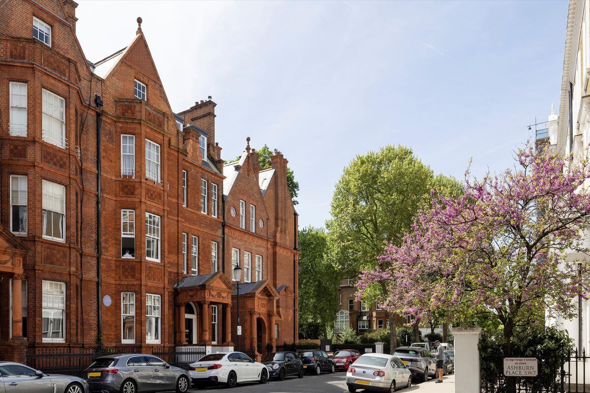 flat to rent in Wetherby Gardens, London, SW5 SKQ012262209 Knight Frank