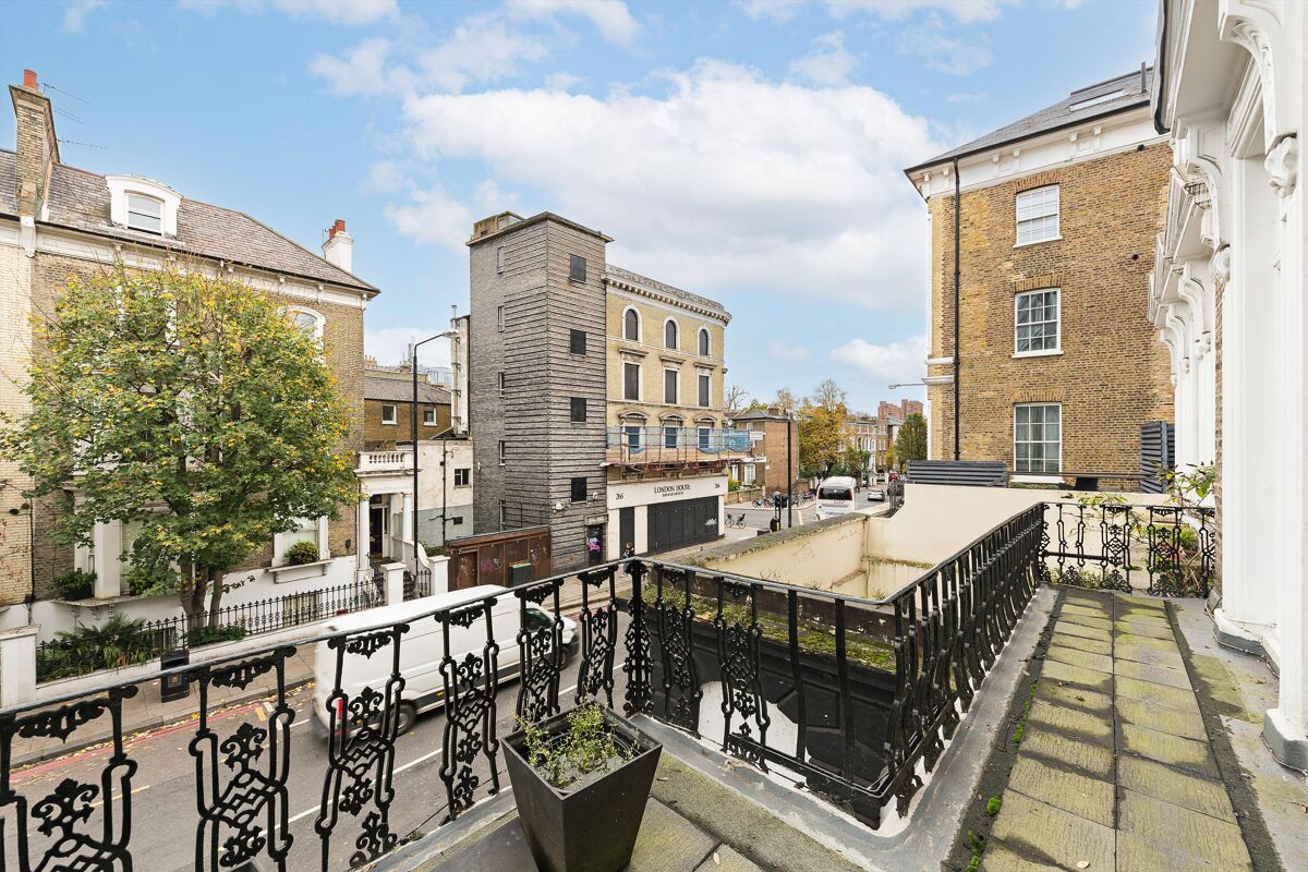 flat to rent in Redcliffe Gardens, London, SW10 SKQ012294579 Knight