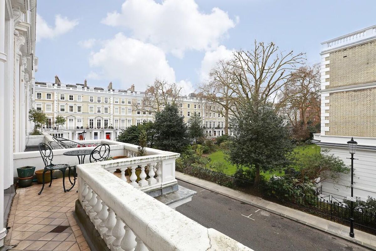 flat to rent in Onslow Gardens, South Kensington, London, SW7