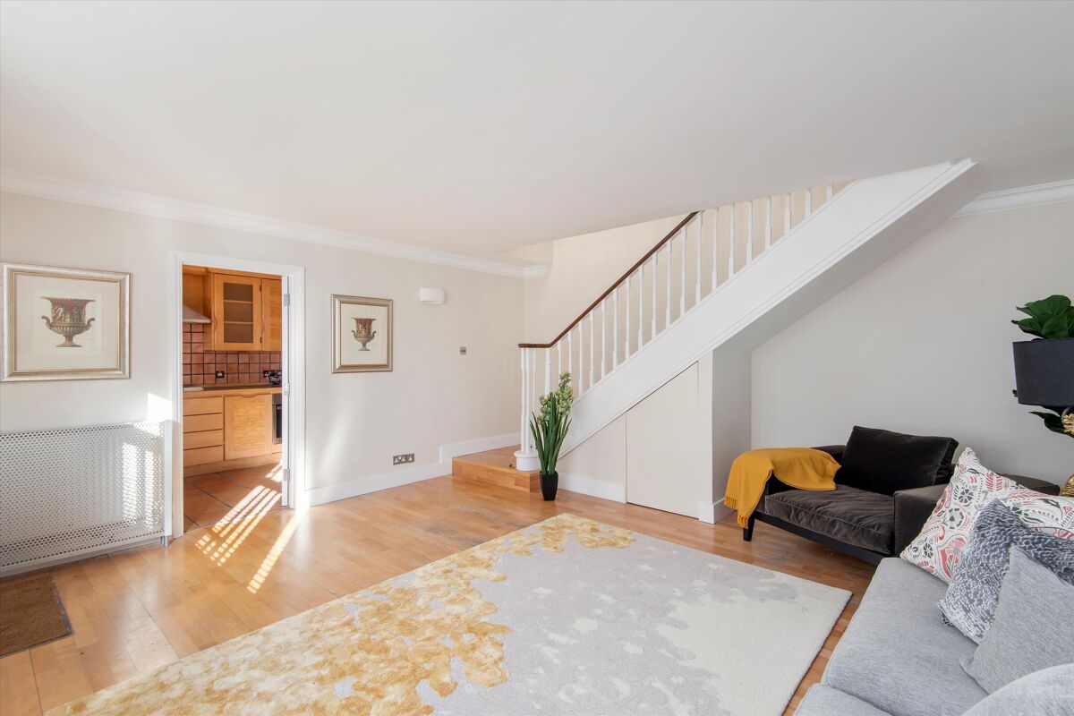 house to rent in Onslow Mews West, South Kensington, London, SW7