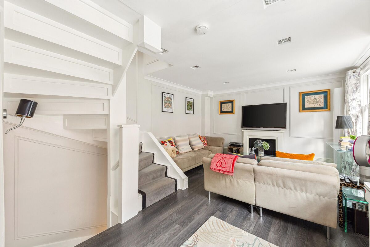 house to rent in Stanhope Mews West, South Kensington, London, SW7
