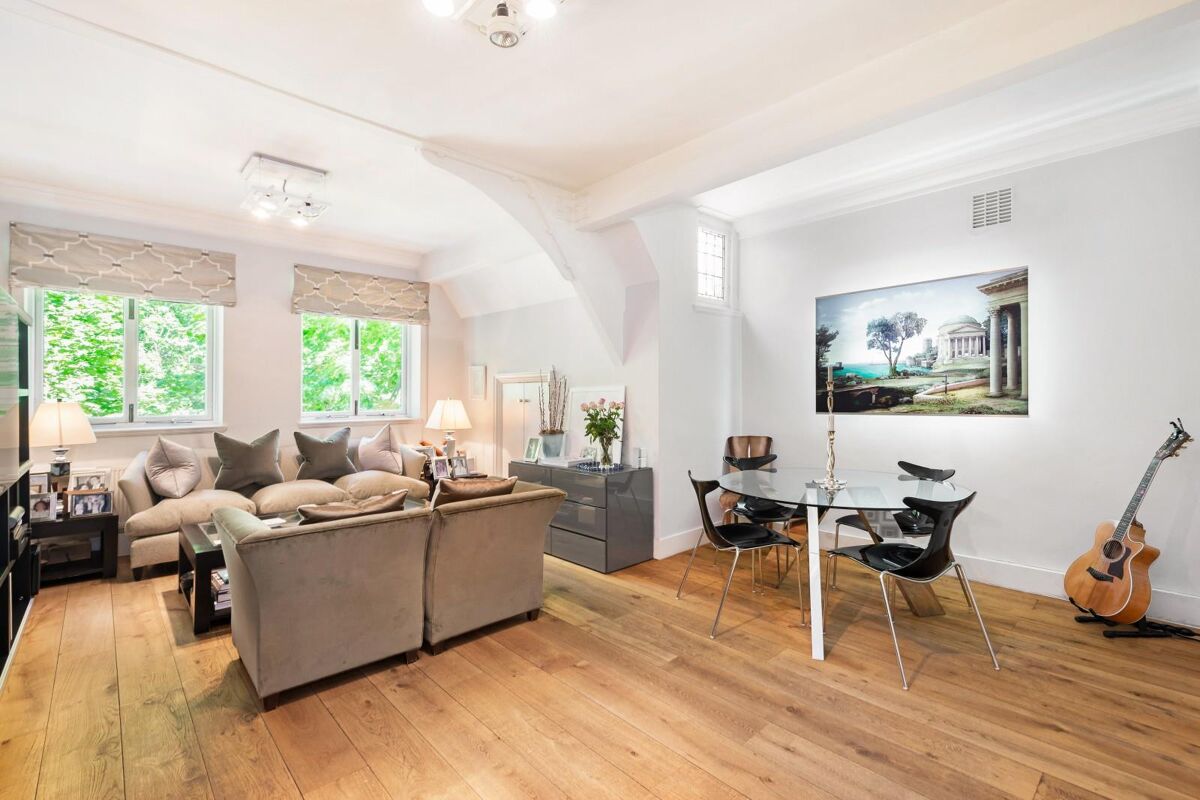 flat to rent in Collingham Gardens, South Kensington, London, SW5