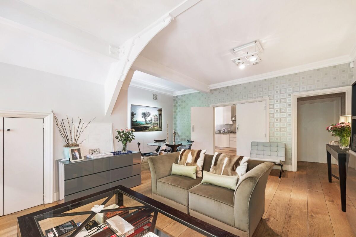 flat to rent in Collingham Gardens, South Kensington, London, SW5 SKQ012385302 Knight Frank