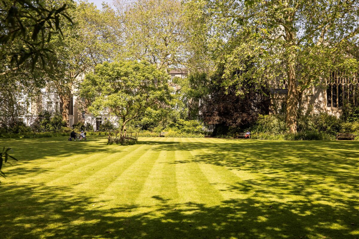 flat to rent in Onslow Gardens, South Kensington, London, SW7