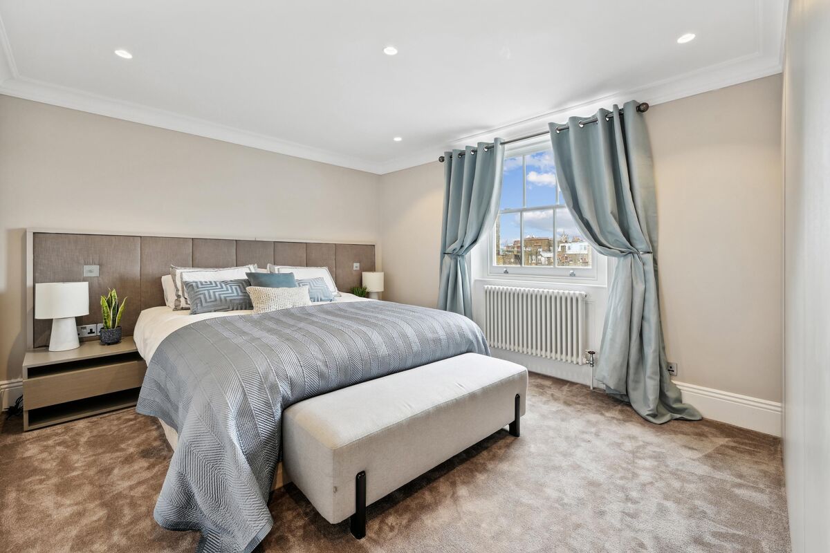 flat to rent in Onslow Gardens, South Kensington, London, SW7