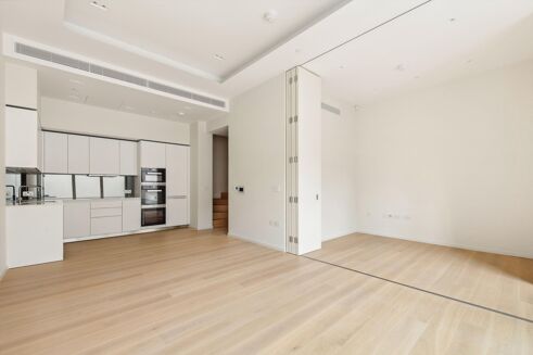 Picture of 2 bedroom flat for rent.