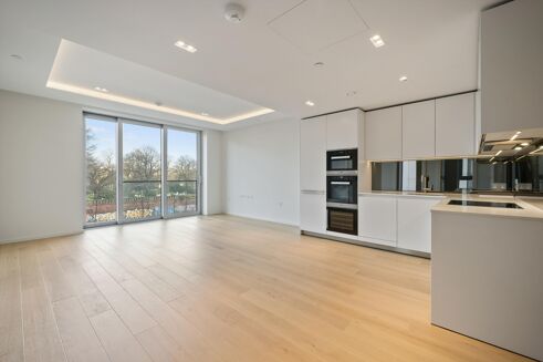 Picture of 3 bedroom flat for rent.