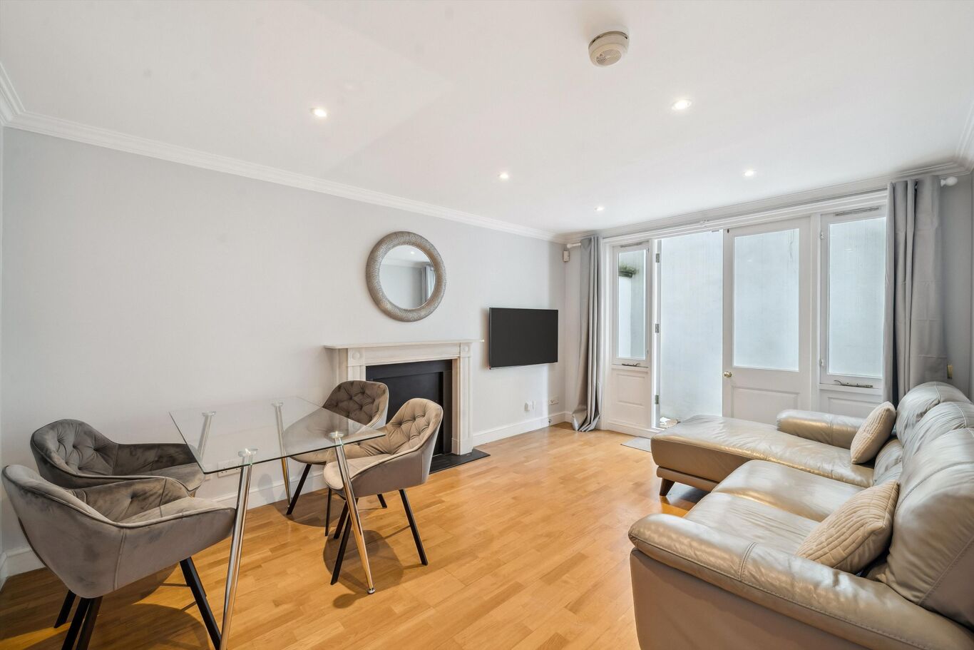 Image of Courtfield Gardens, South Kensington, London SW5