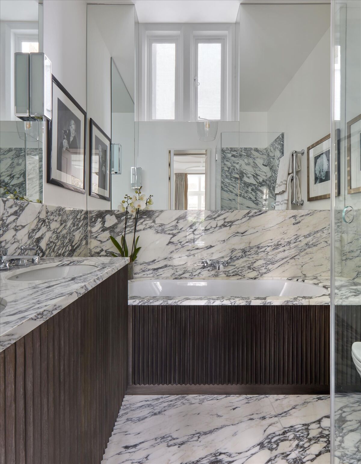 flat for sale in Lennox Gardens, London, SW1X SLA012039384 Knight Frank