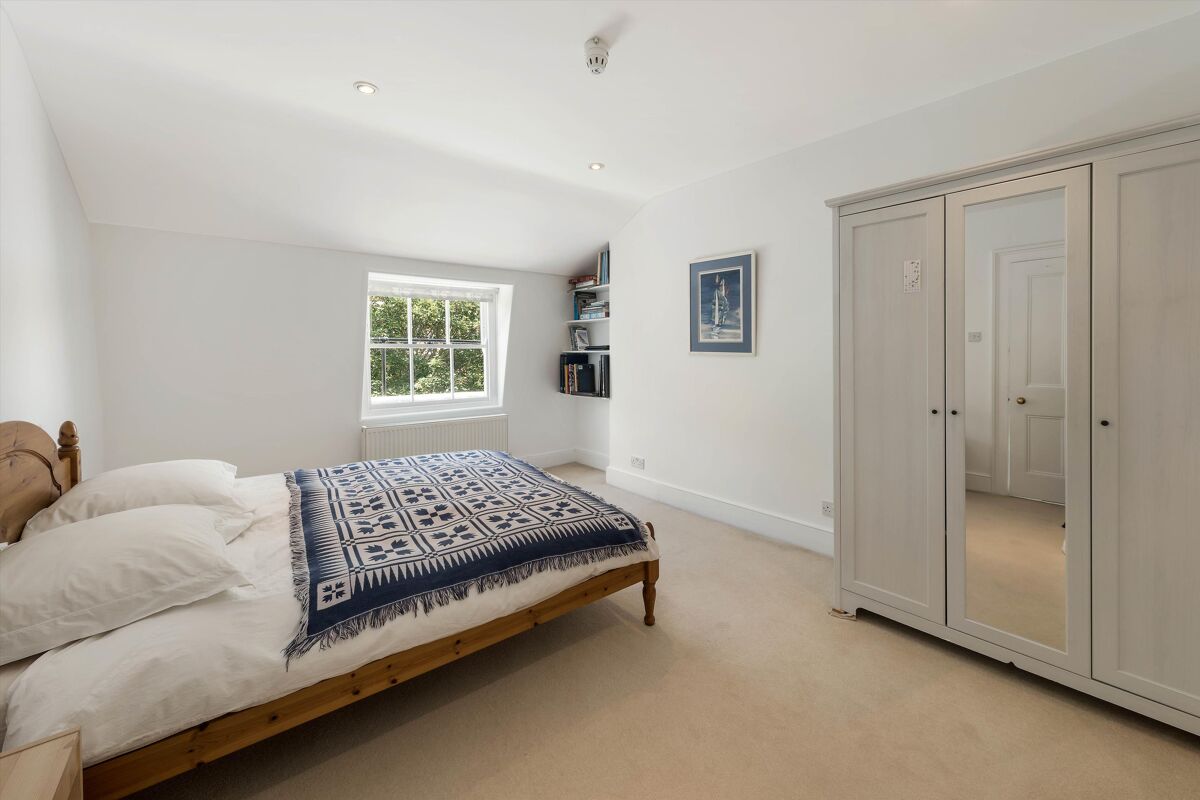 house for sale in Egerton Crescent, London, SW3 SLA012040322 Knight