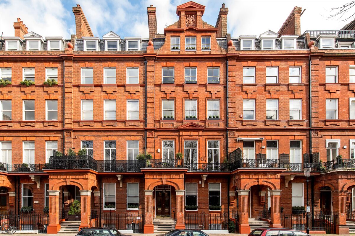 flat for sale in Cadogan Square, Knightsbridge, London, SW1X