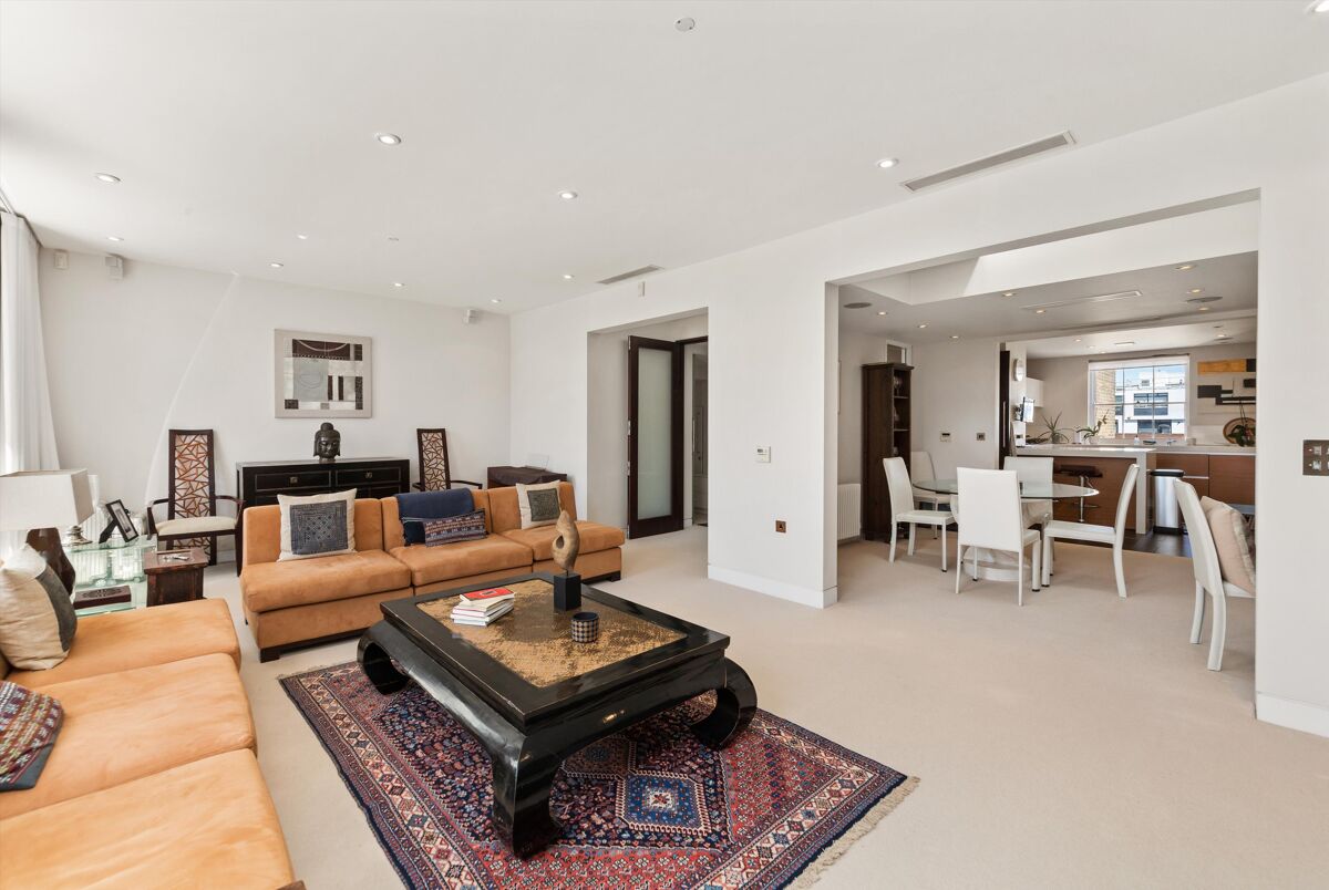 flat for sale in Cadogan Square, Knightsbridge, London, SW1X