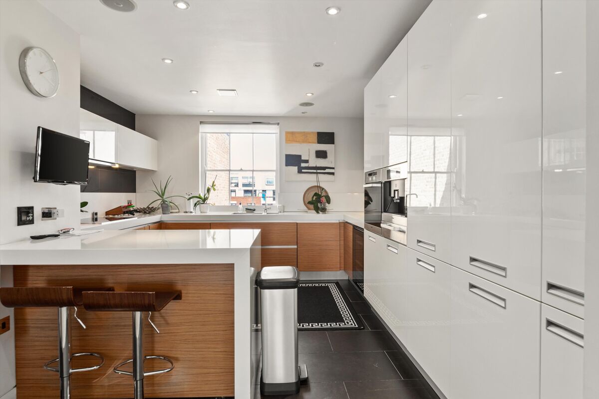 flat for sale in Cadogan Square, Knightsbridge, London, SW1X