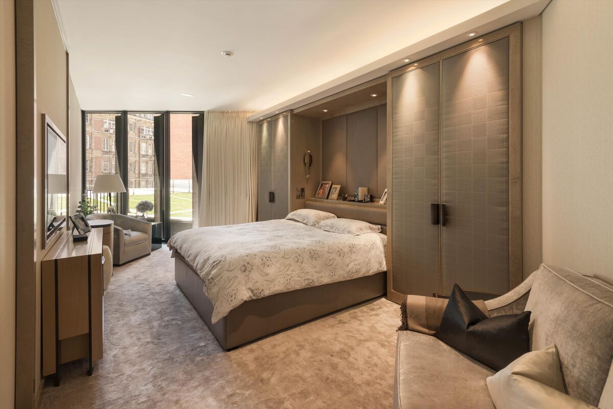 flat for sale in One Hyde Park, Knightsbridge, London, SW1X