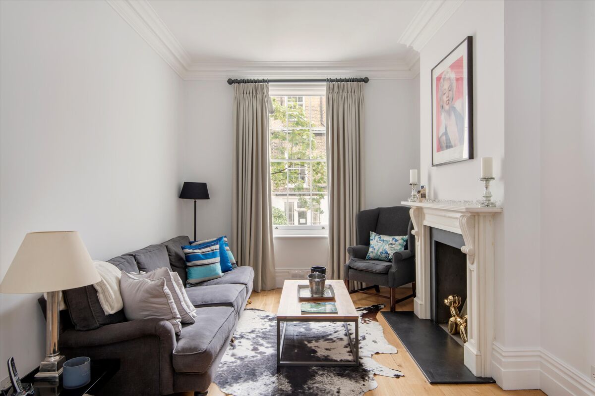 house for sale in Wellington Square, Chelsea, London, SW3