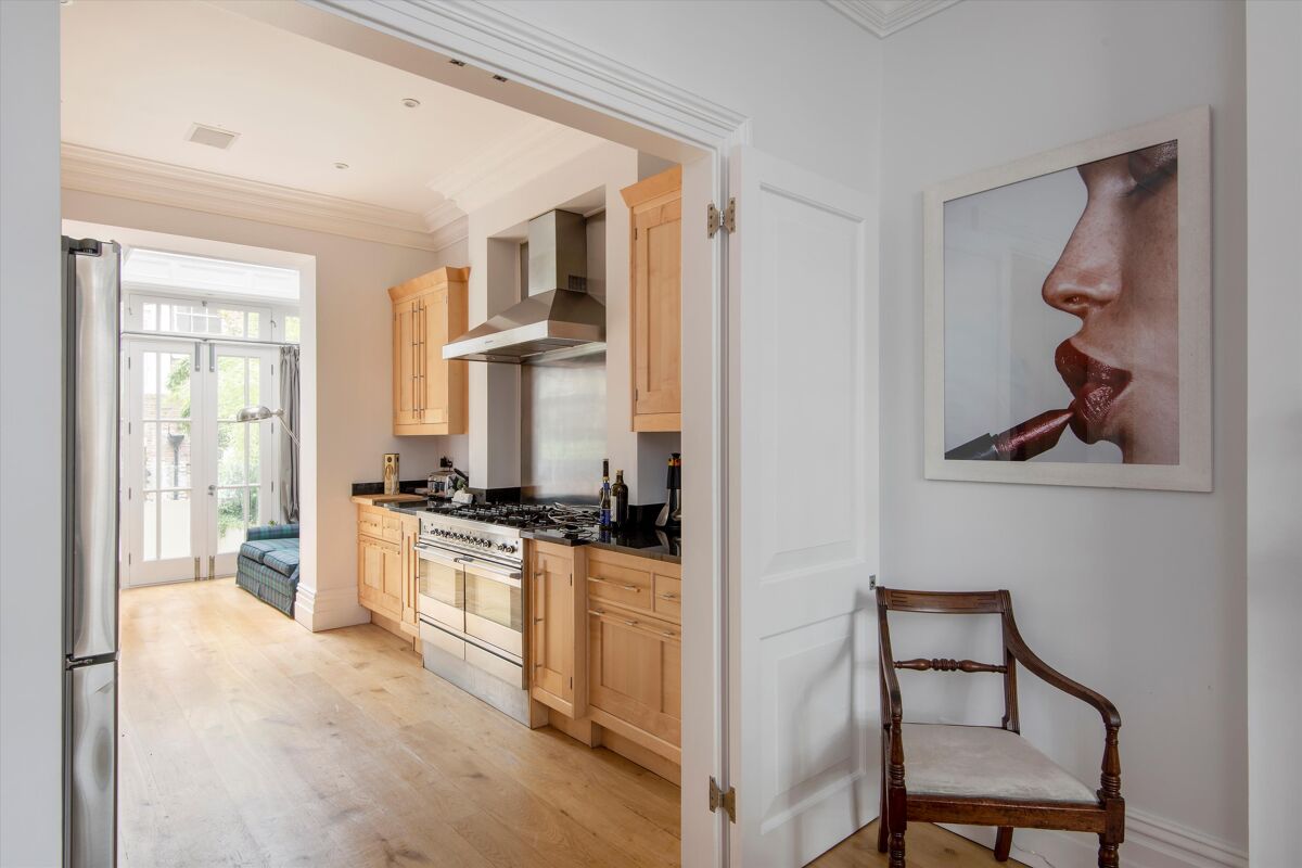 house for sale in Wellington Square, Chelsea, London, SW3