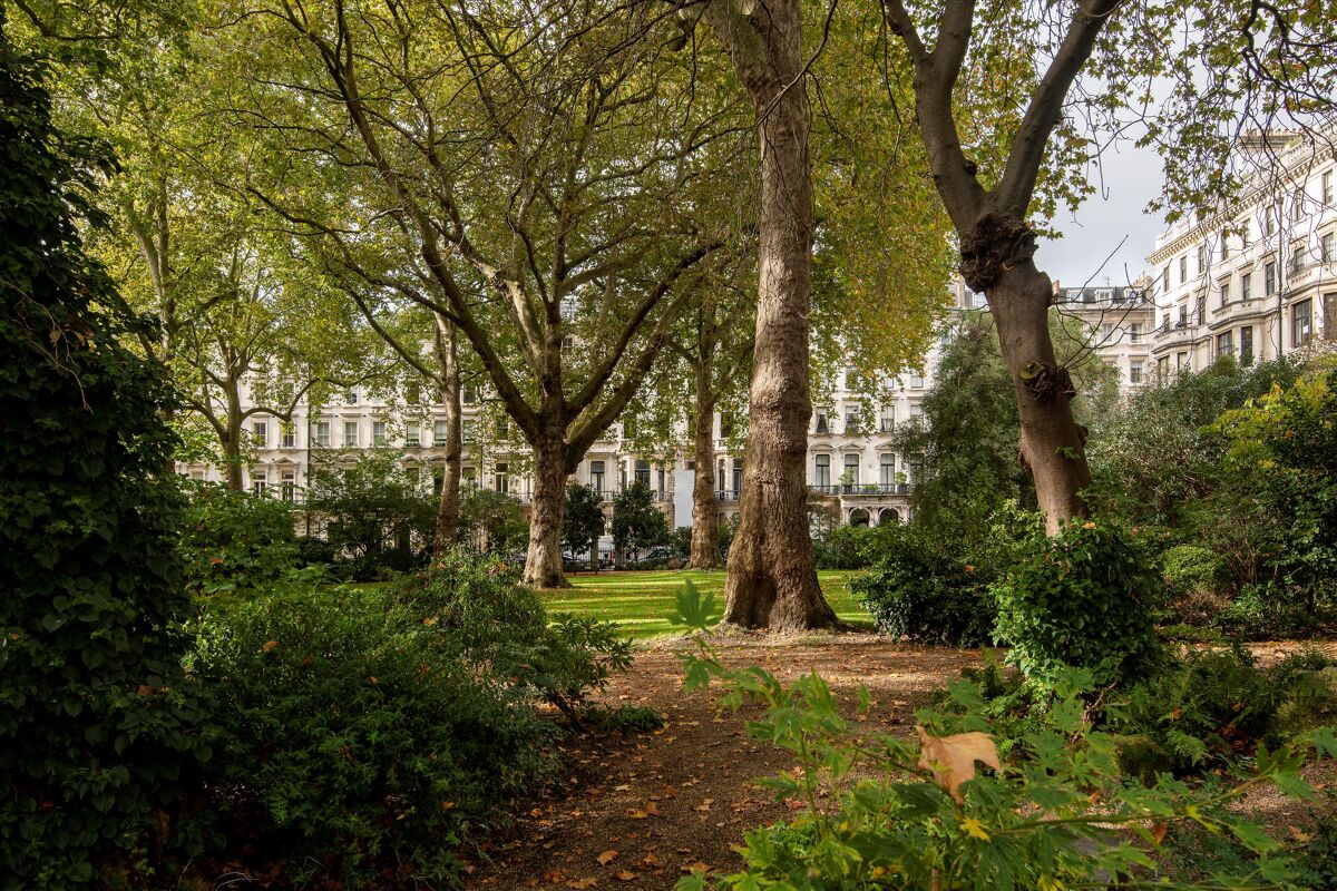 flat for sale in Ennismore Gardens, London, SW7 SLA012162093 Knight