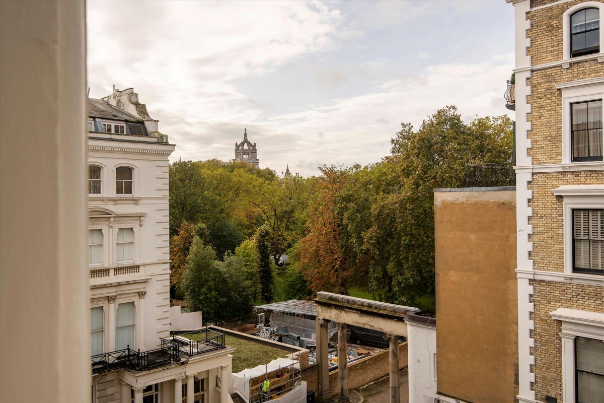 flat for sale in Ennismore Gardens, London, SW7 SLA012162093 Knight