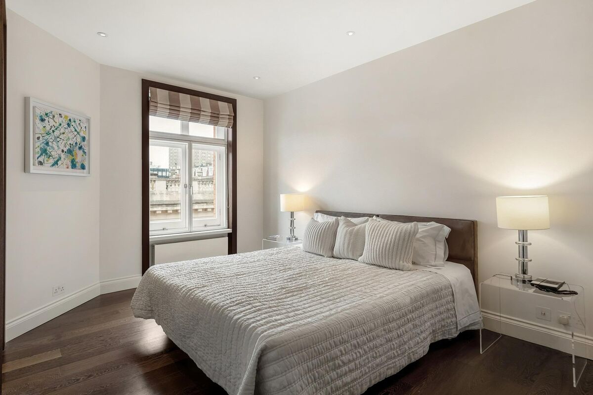 flat for sale in Sloane Street, London, SW1X SLA012162394 Knight Frank