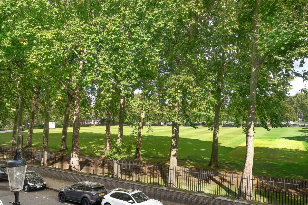 flat for sale in Ormonde Gate, London, SW3 SLA012165400 Knight Frank