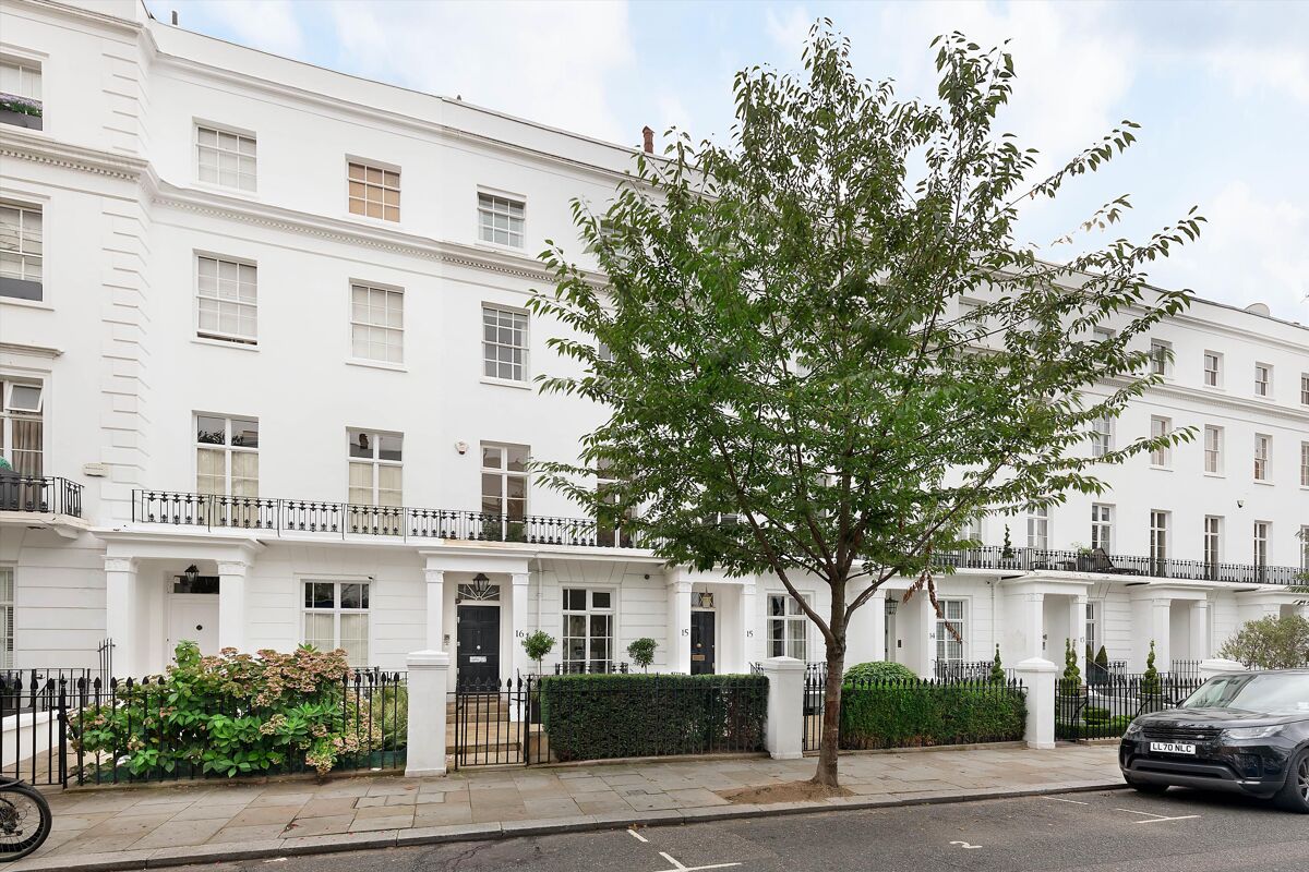 house for sale in Walton Place, Knightsbridge, London, SW3