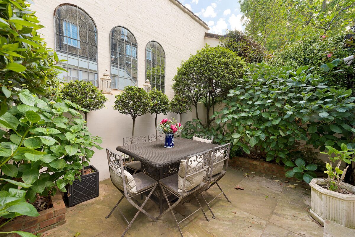 house for sale in South Terrace, London, SW7 SLA012187934 Knight Frank