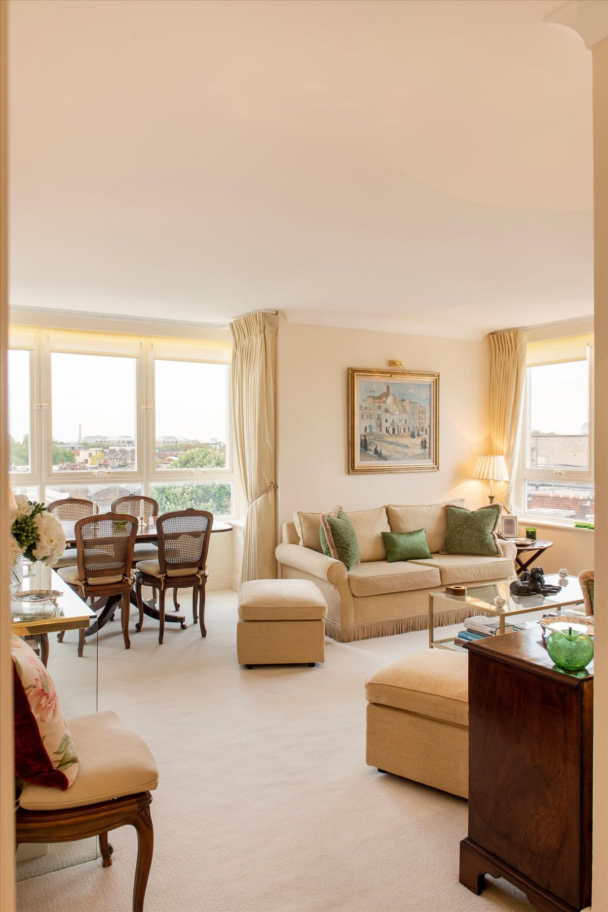 flat for sale in Chelsea Towers, Chelsea Manor Gardens, London, SW3
