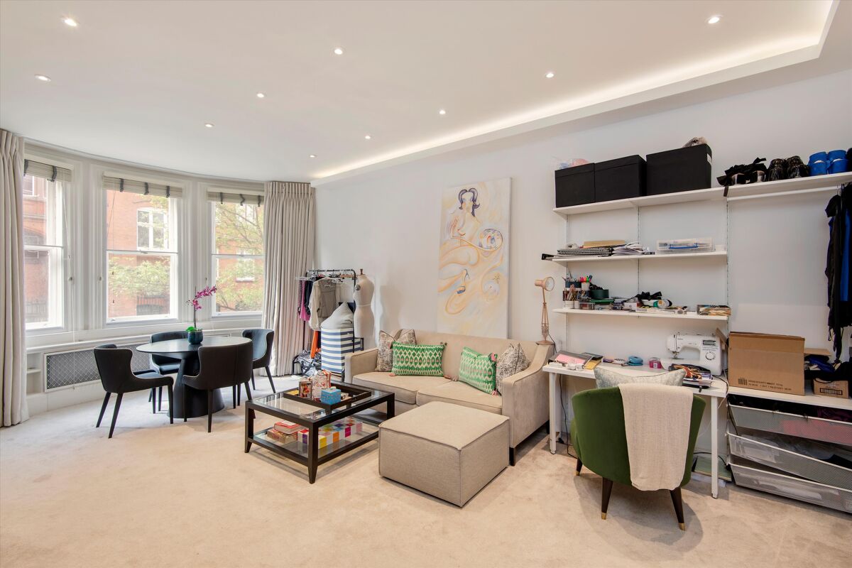 flat for sale in Cadogan Gardens, London, SW3 SLA012211355 Knight Frank