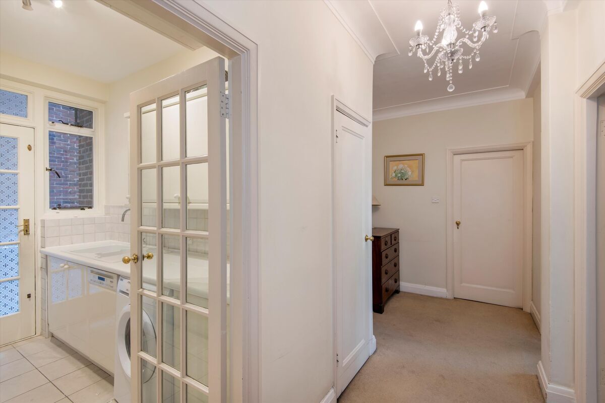 flat for sale in Burton Court, London, SW3 SLA012211548 Knight Frank