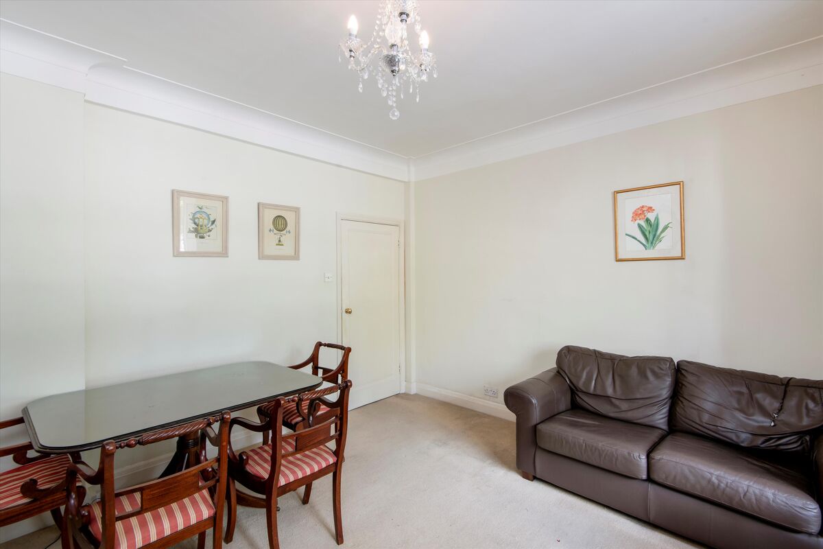 flat for sale in Burton Court, London, SW3 SLA012211548 Knight Frank