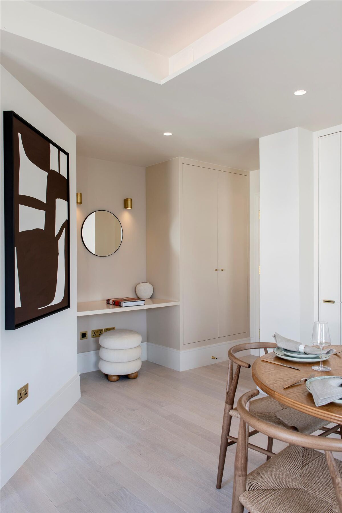 flat for sale in Cheltenham Terrace, London, SW3. SLA012212535