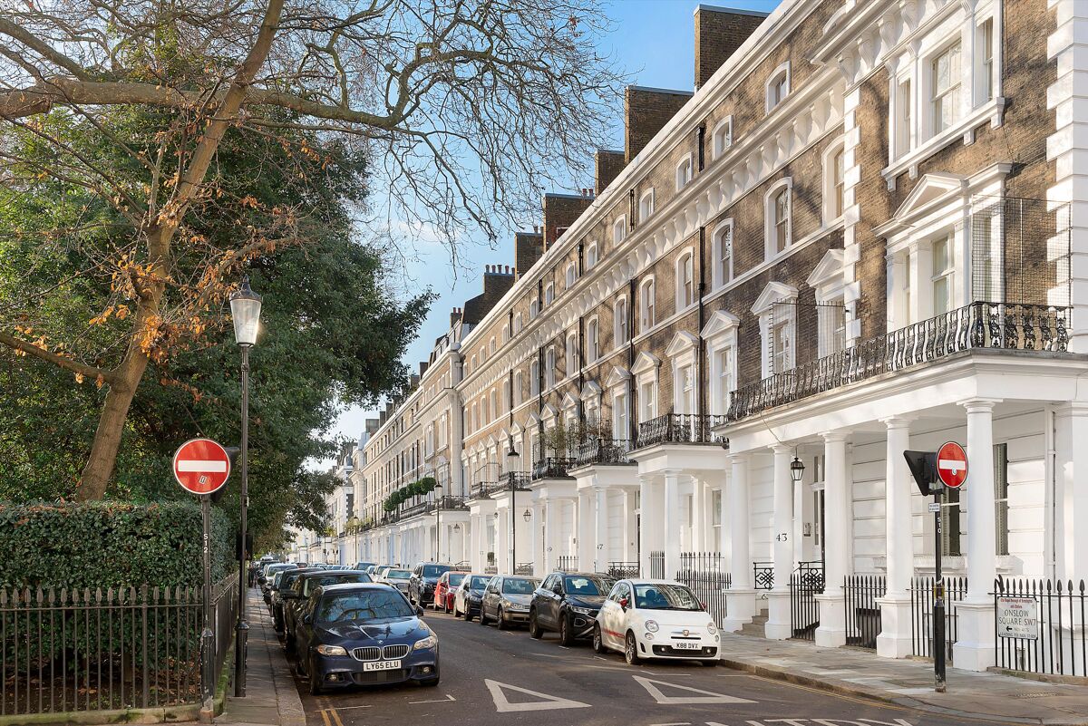 flat for sale in Onslow Square, London, SW7. - SLA012223874 | Knight Frank