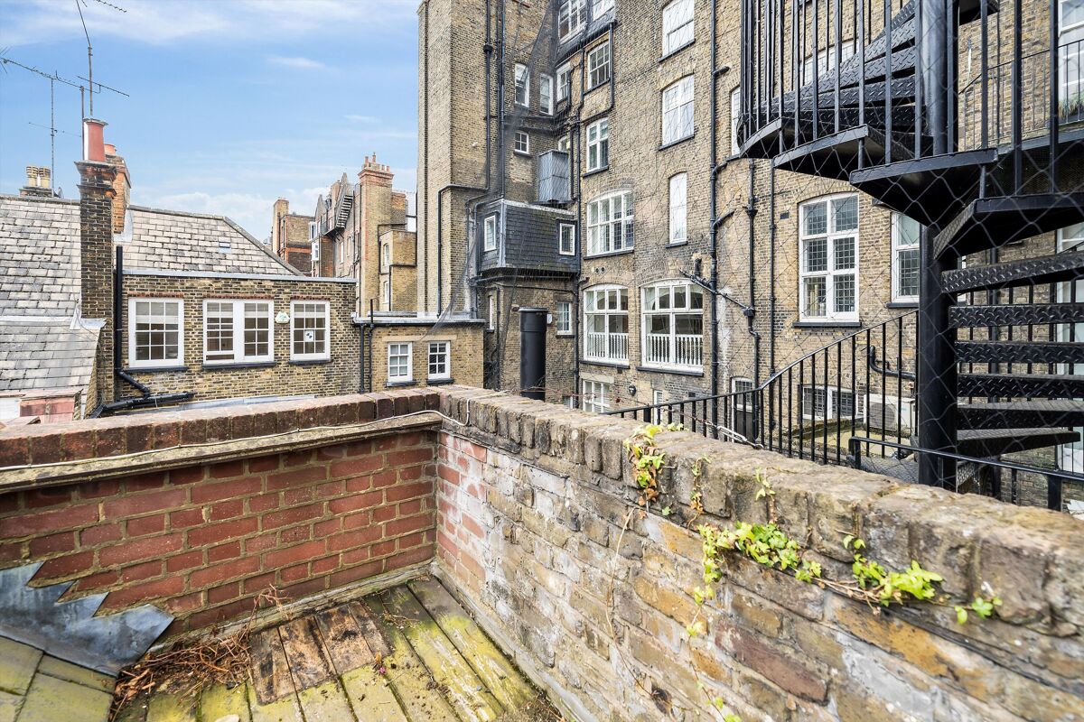 house to rent in Dilke Street, London, SW3. SLA012234130 Knight Frank