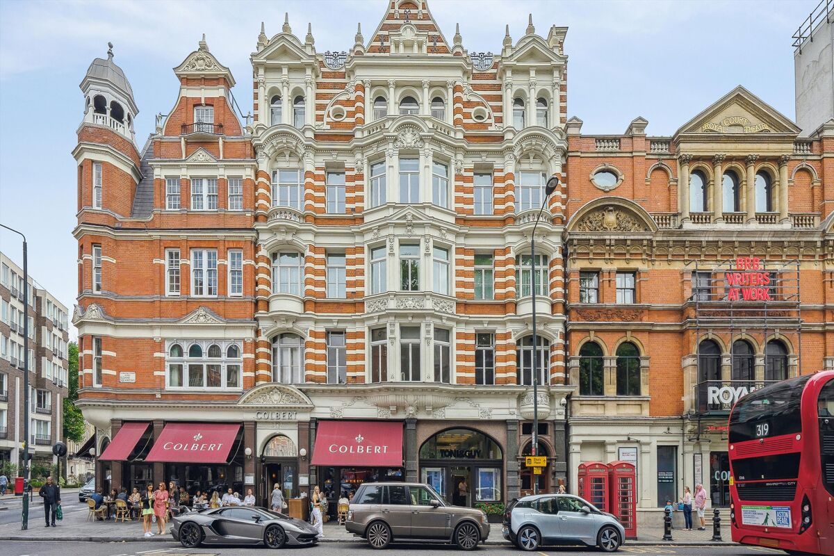 flat to rent in Court Lodge, 4849 Sloane Square, Knightsbridge, London