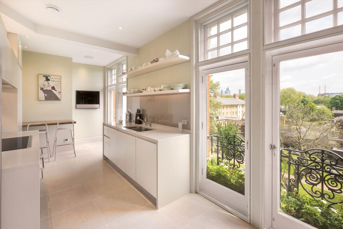 apartment for sale in Burton Court, Franklins Row, Chelsea, London, SW3