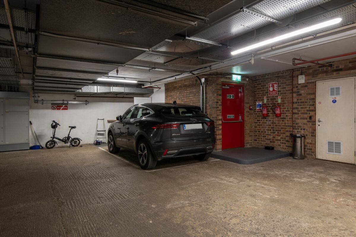 flat for sale in Crown Lodge, Elystan Street, Chelsea, London, SW3