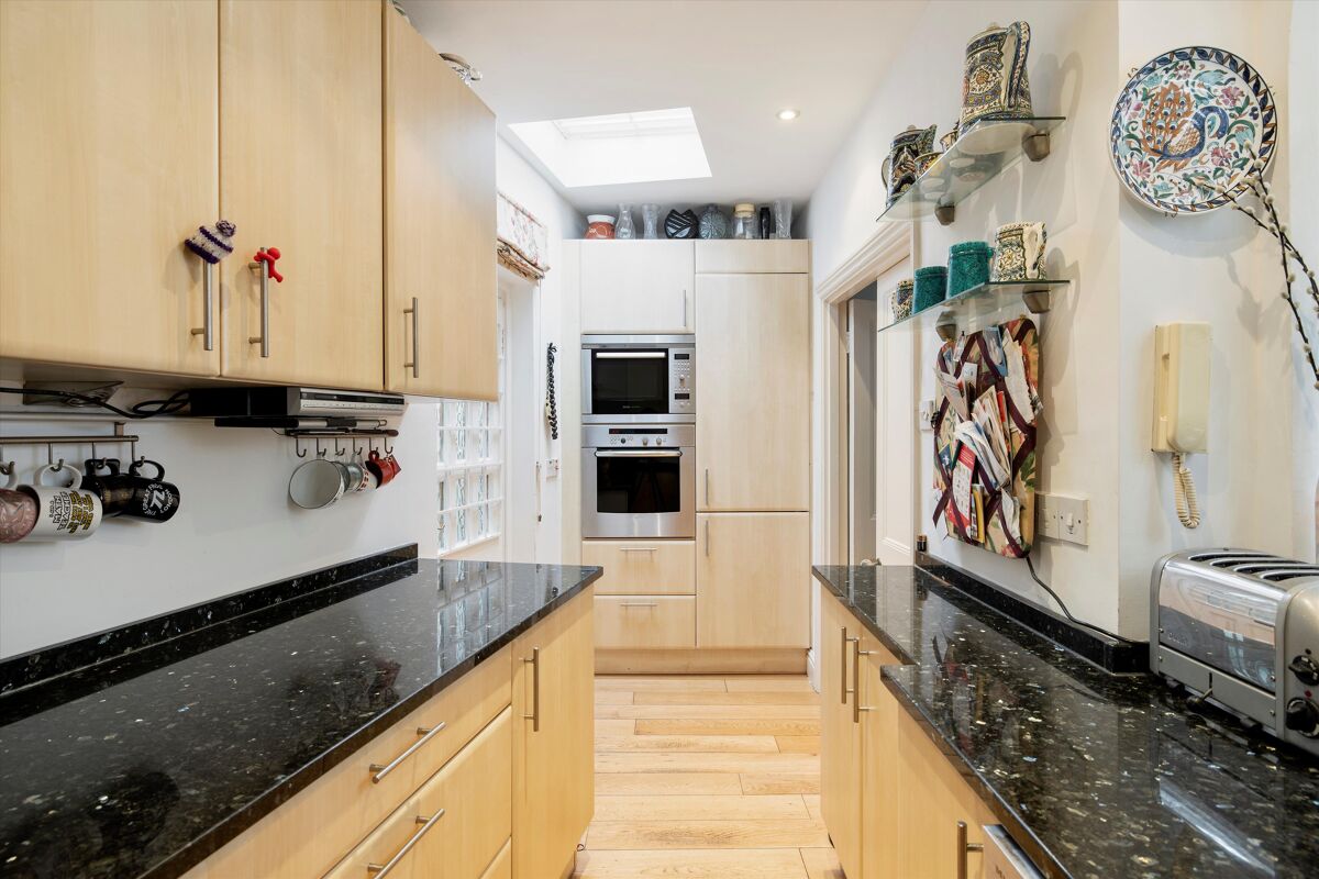 house for sale in Draycott Avenue, London, SW3. SLA012286468 Knight