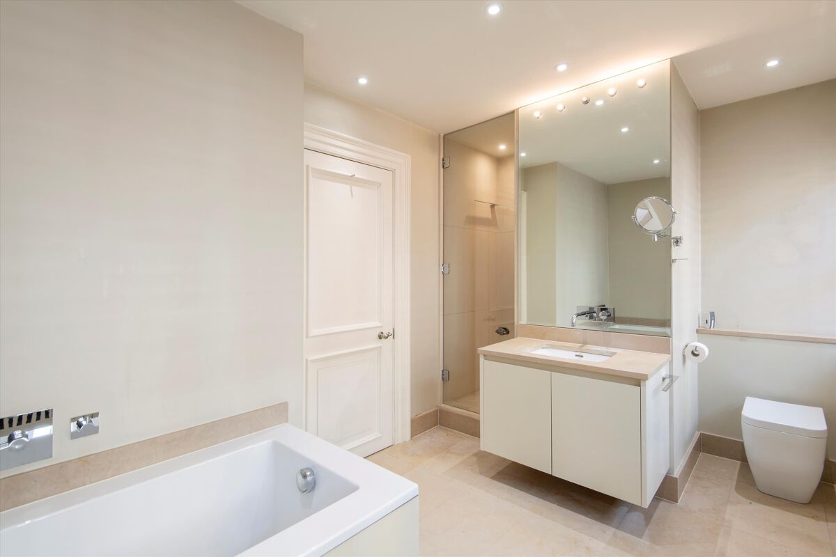 house for sale in Egerton Gardens Mews, London, SW3 - SLA012306383 ...