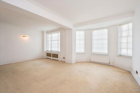 Picture of 2 bedroom flat for sale.