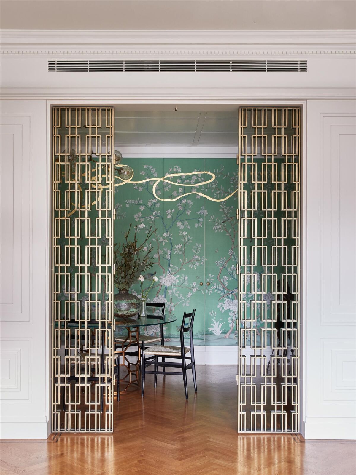 apartment for sale in Sloane Square, Knightsbridge, SW1W SLA012366118