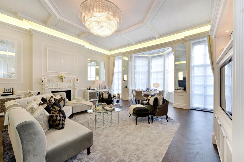 Image of Cadogan Square, Knightsbridge SW1X.