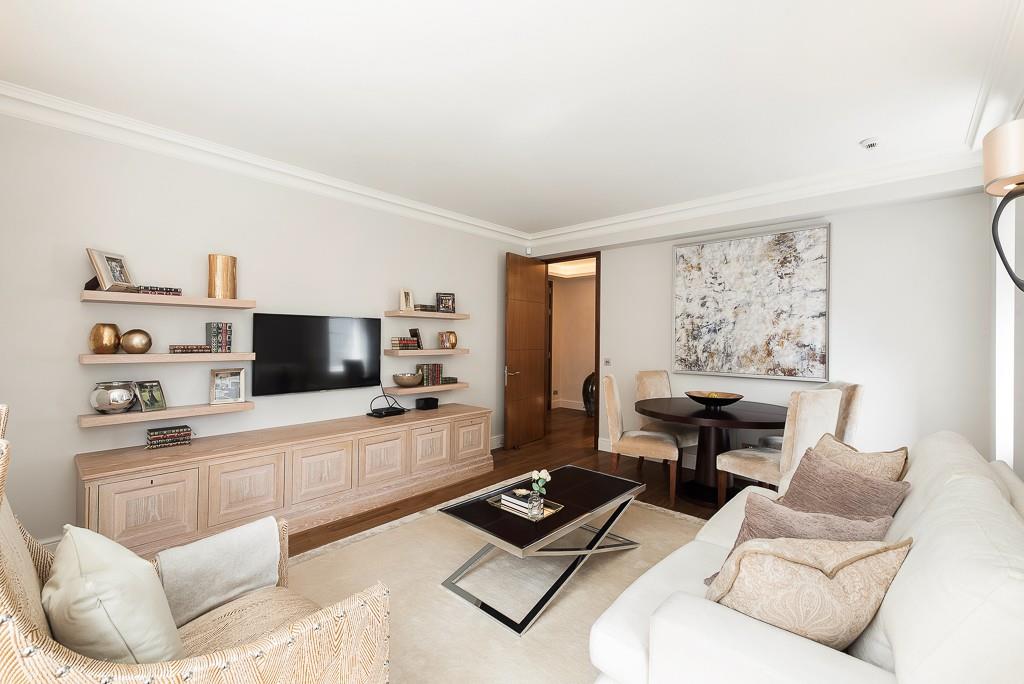 Image of Lowndes Square, London, SW1X