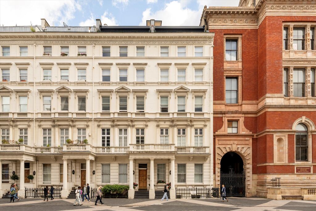 Image of Princes Gate, London, SW7.