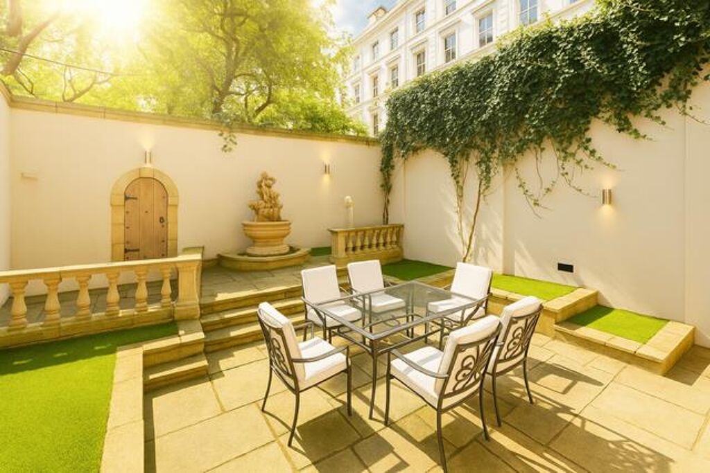 Image of Ennismore Gardens, Knightsbridge, London, SW7