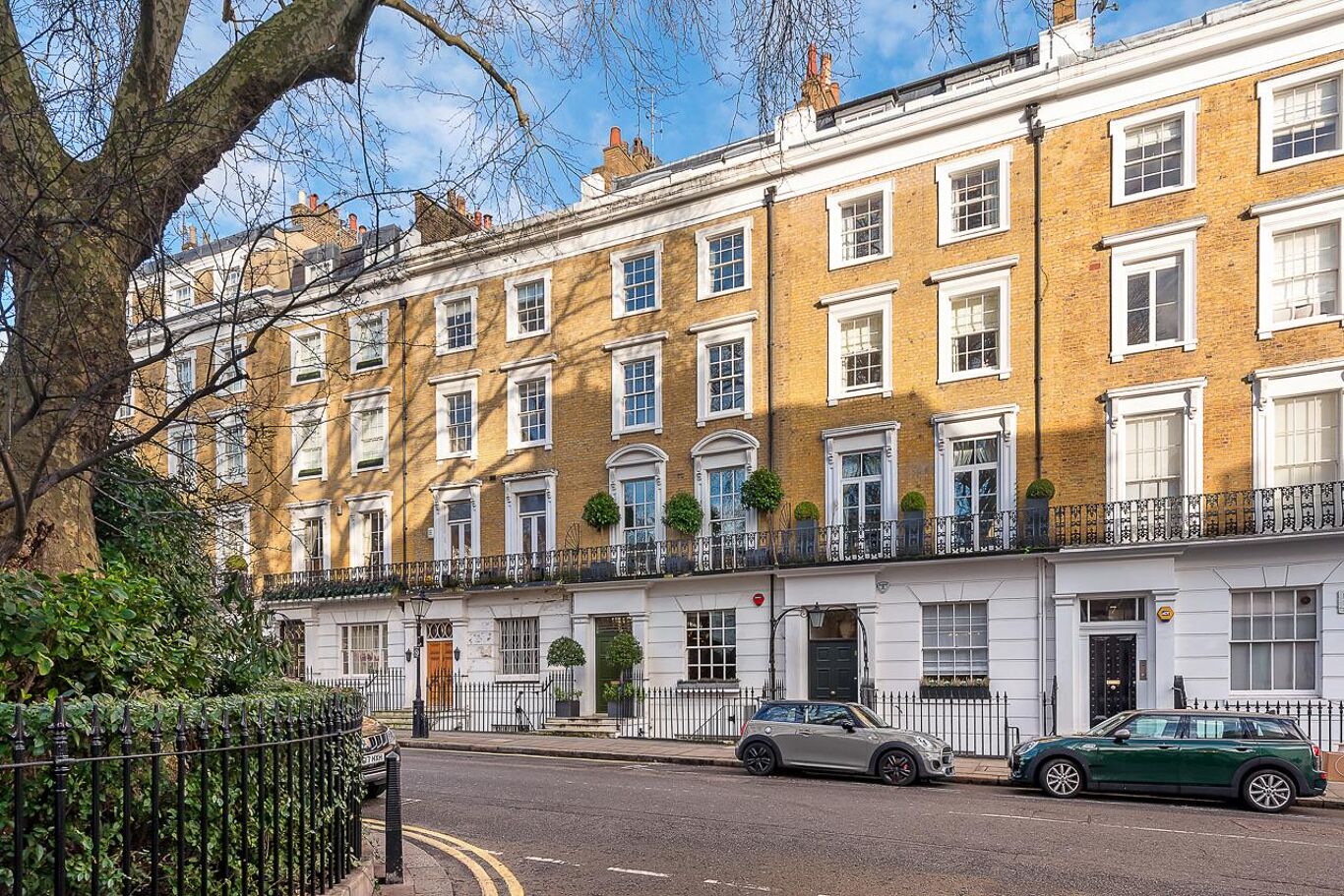 Image of Montpelier Square, Knightsbridge, London, SW7